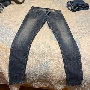 Women’s Levis